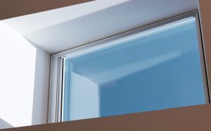 Comparativa entre ventanas de PVC y aluminio: eficiencia energética y tendencias actuales