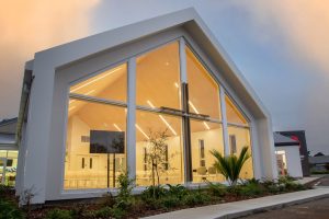 Persianas integradas: funcionalidad y ahorro energético en ventanas de PVC modernas